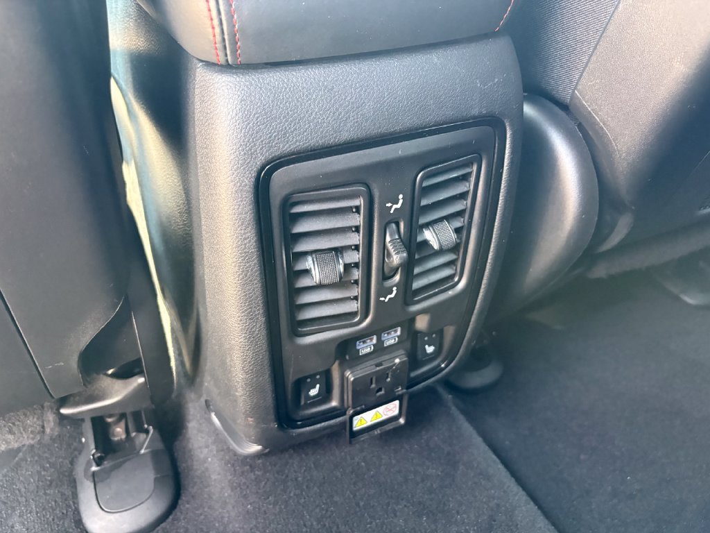 Used 2024 Dodge Durango GT RWD image 20