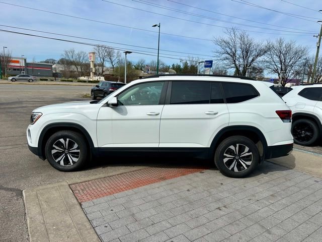 Used 2024 Volkswagen Atlas SE image 4