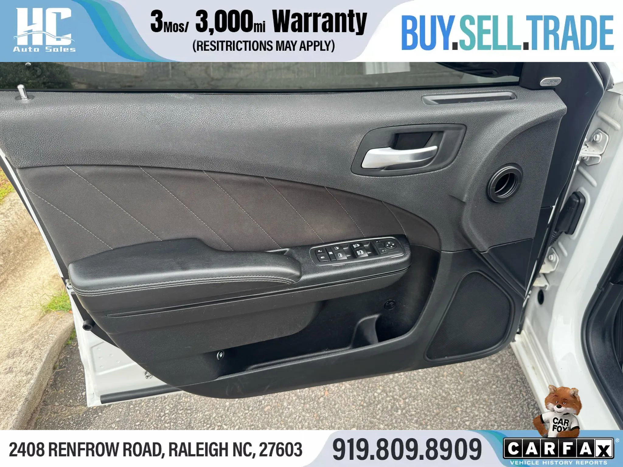 Used 2017 Dodge Charger SXT w/ Blacktop Package image 14