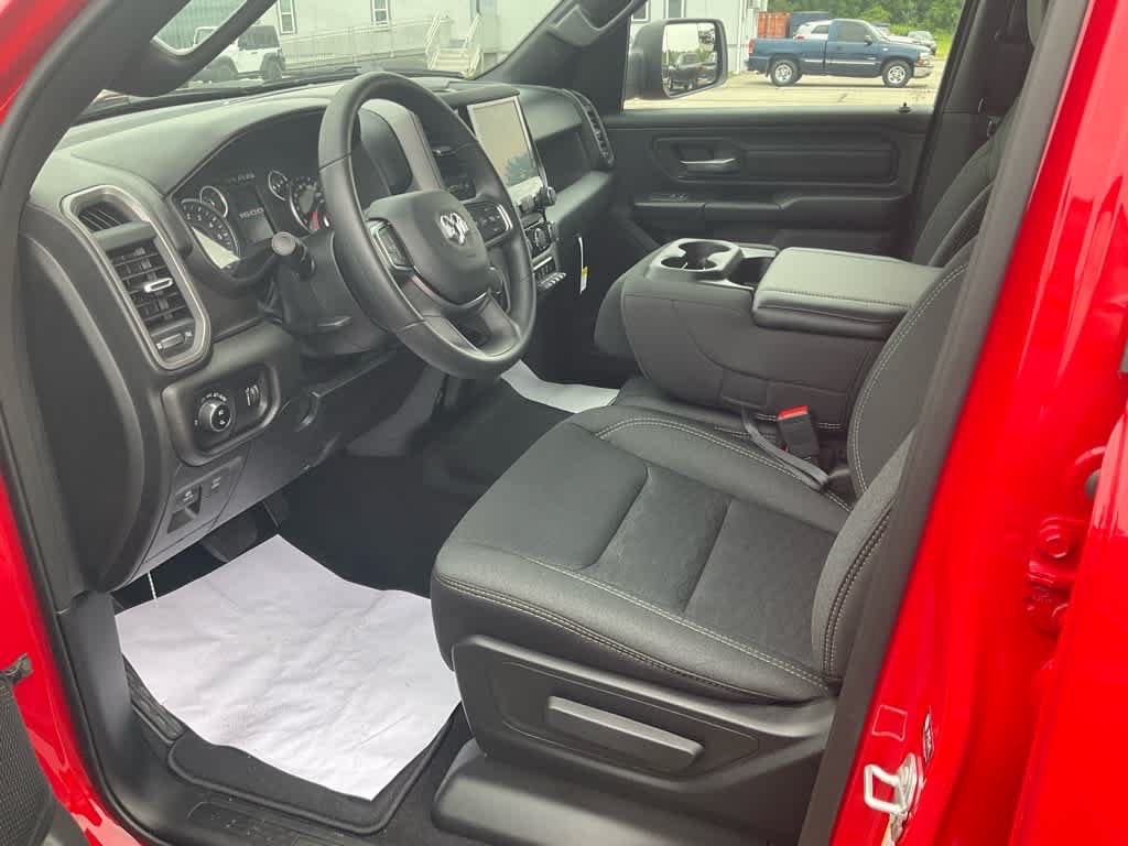 Used 2025 RAM 1500 Tradesman w/ Night Edition AWD/4WD image 5