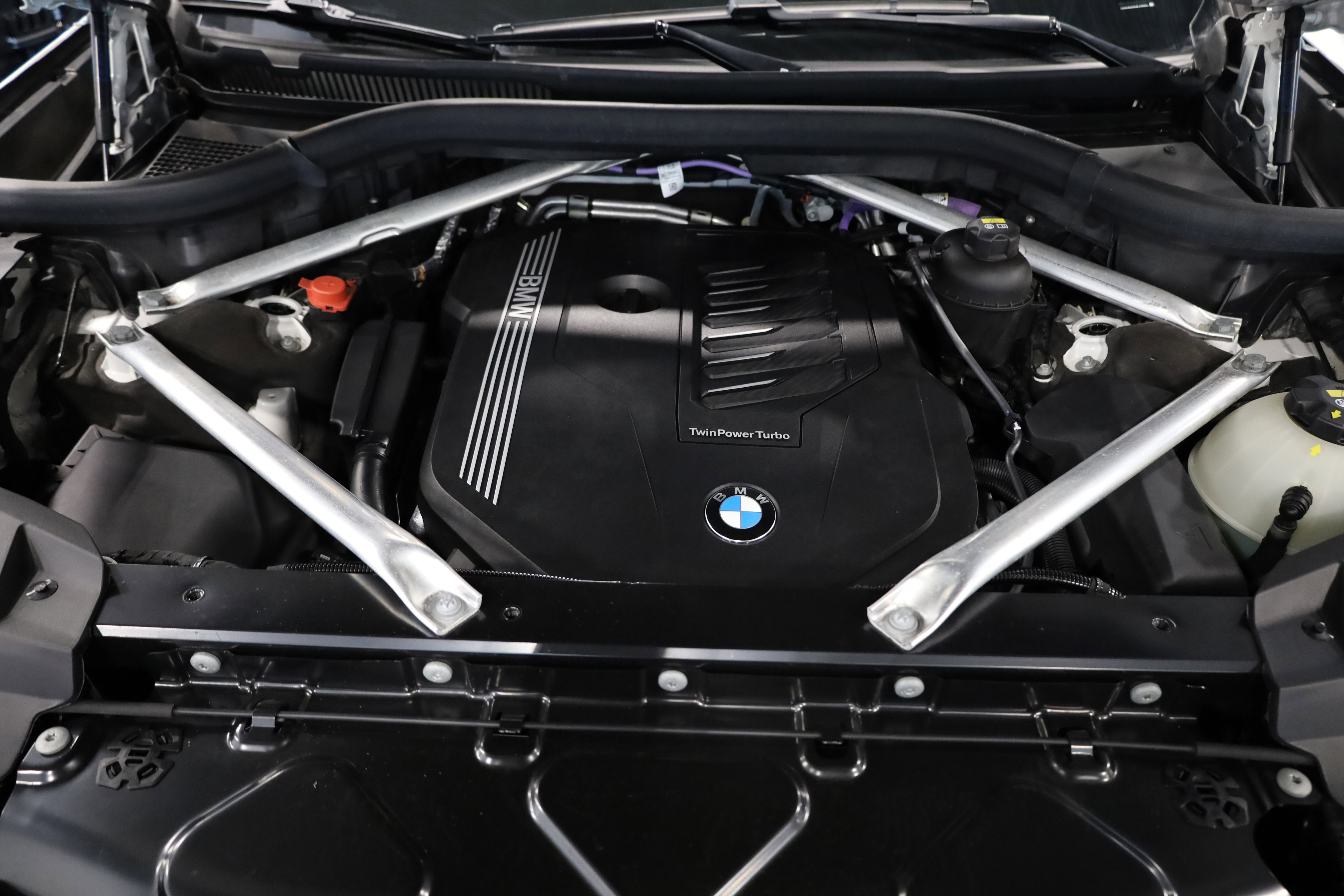 Used 2022 BMW X7 xDrive40i w/ M Sport Package image 45