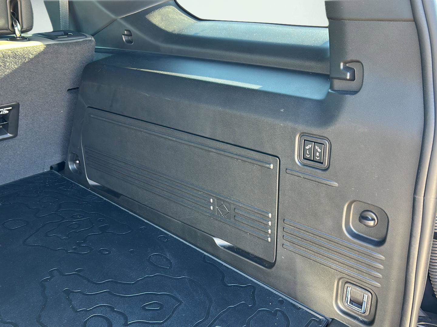 Used 2024 GMC Hummer EV 2X image 13