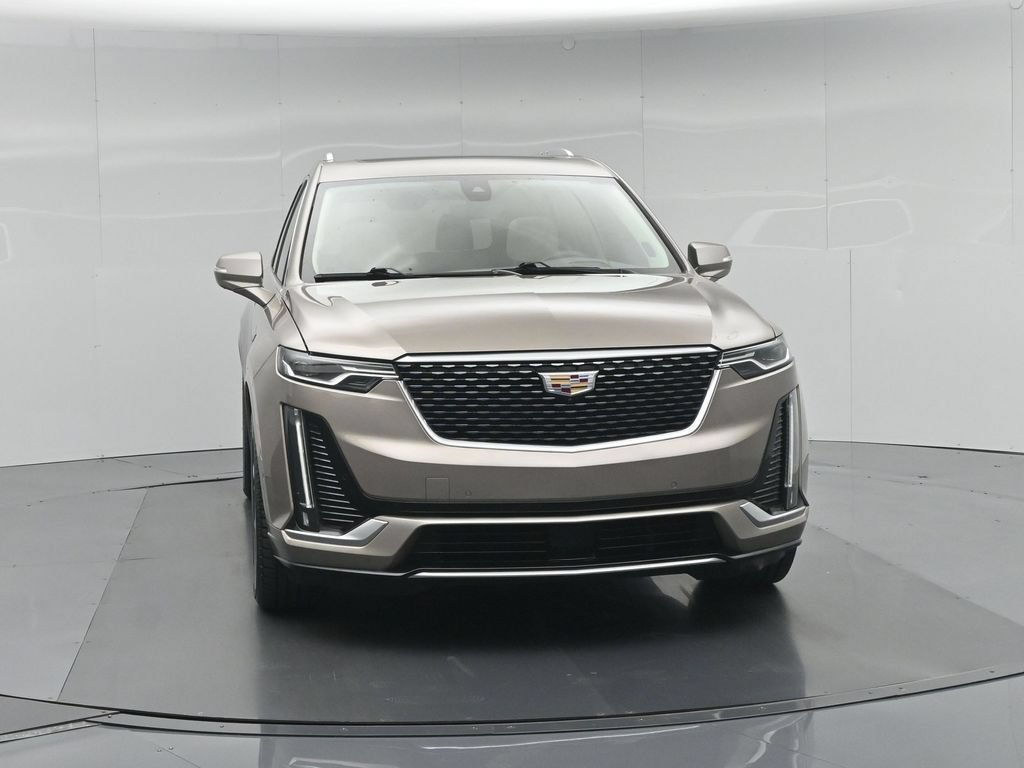 Used 2022 Cadillac XT6 Premium Luxury w/ Technology Package FWD image 33
