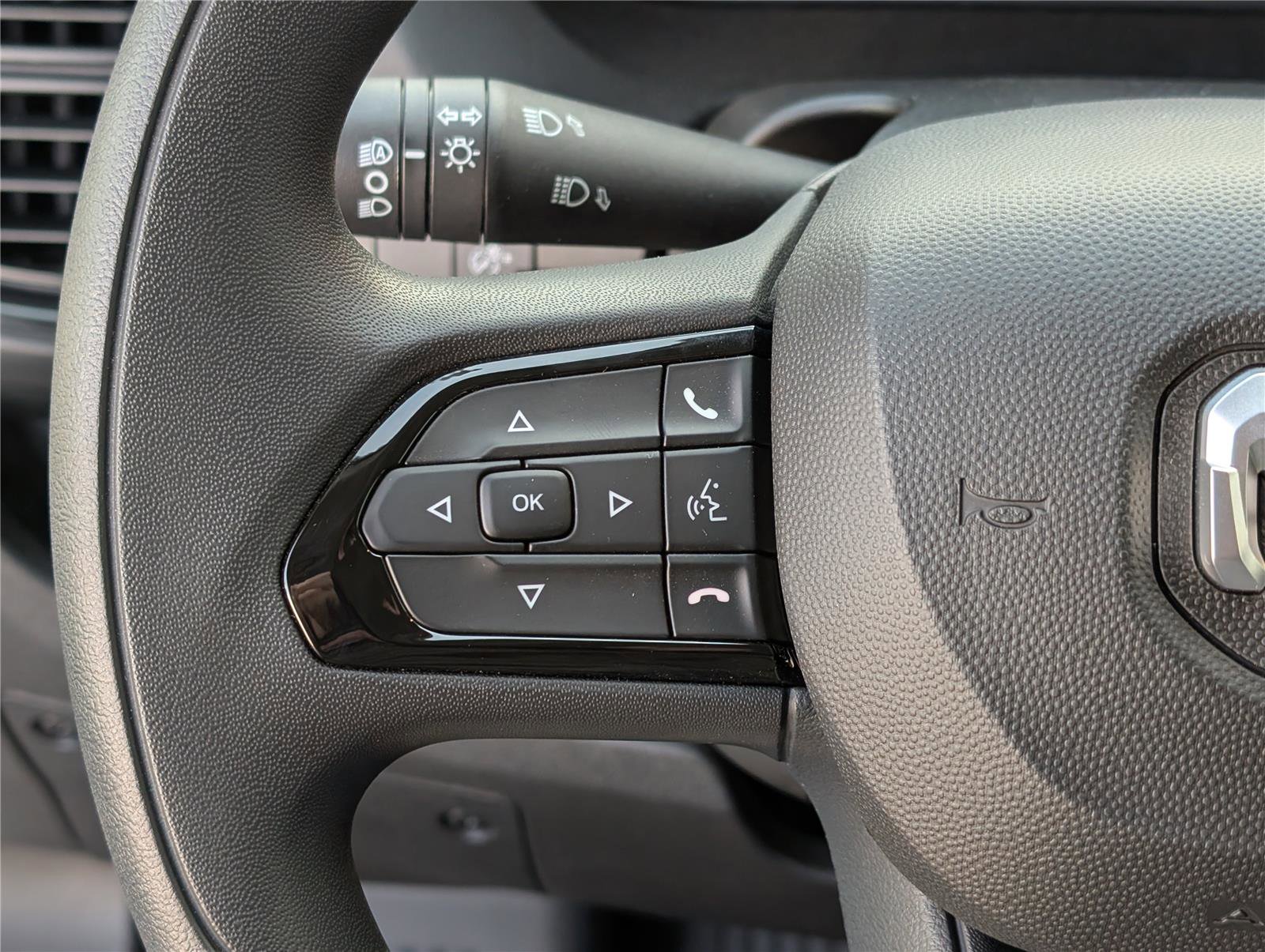 New 2026 RAM ProMaster 2500 w/ Premium Convenience Group image 16