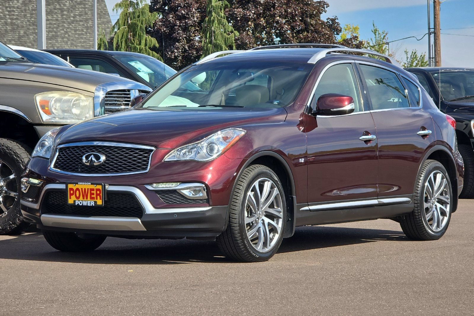 Used 2017 INFINITI QX50 AWD w/ Premium Plus Package image 8