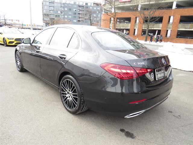 Used 2025 Mercedes-Benz C 300 4MATIC Sedan image 2