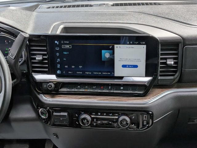 Used 2025 Chevrolet Silverado 1500 LT AWD/4WD image 16
