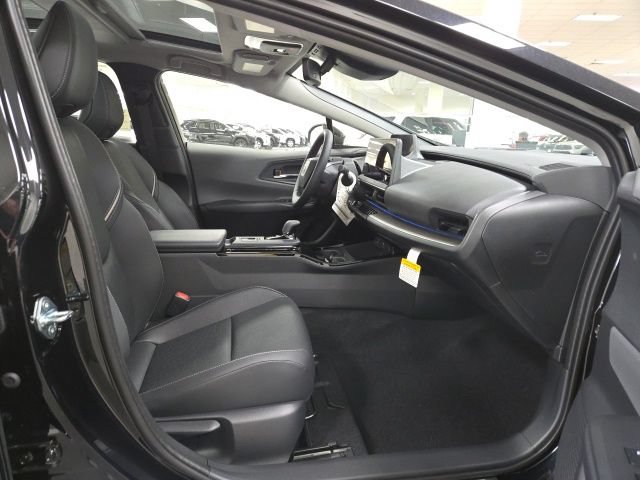 New 2026 Toyota Prius XLE FWD image 8