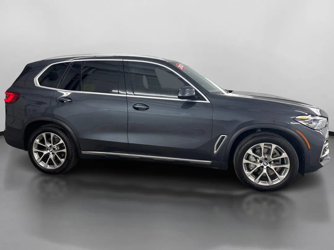 Used 2020 BMW X5 xDrive40i w/ Premium Package image 11