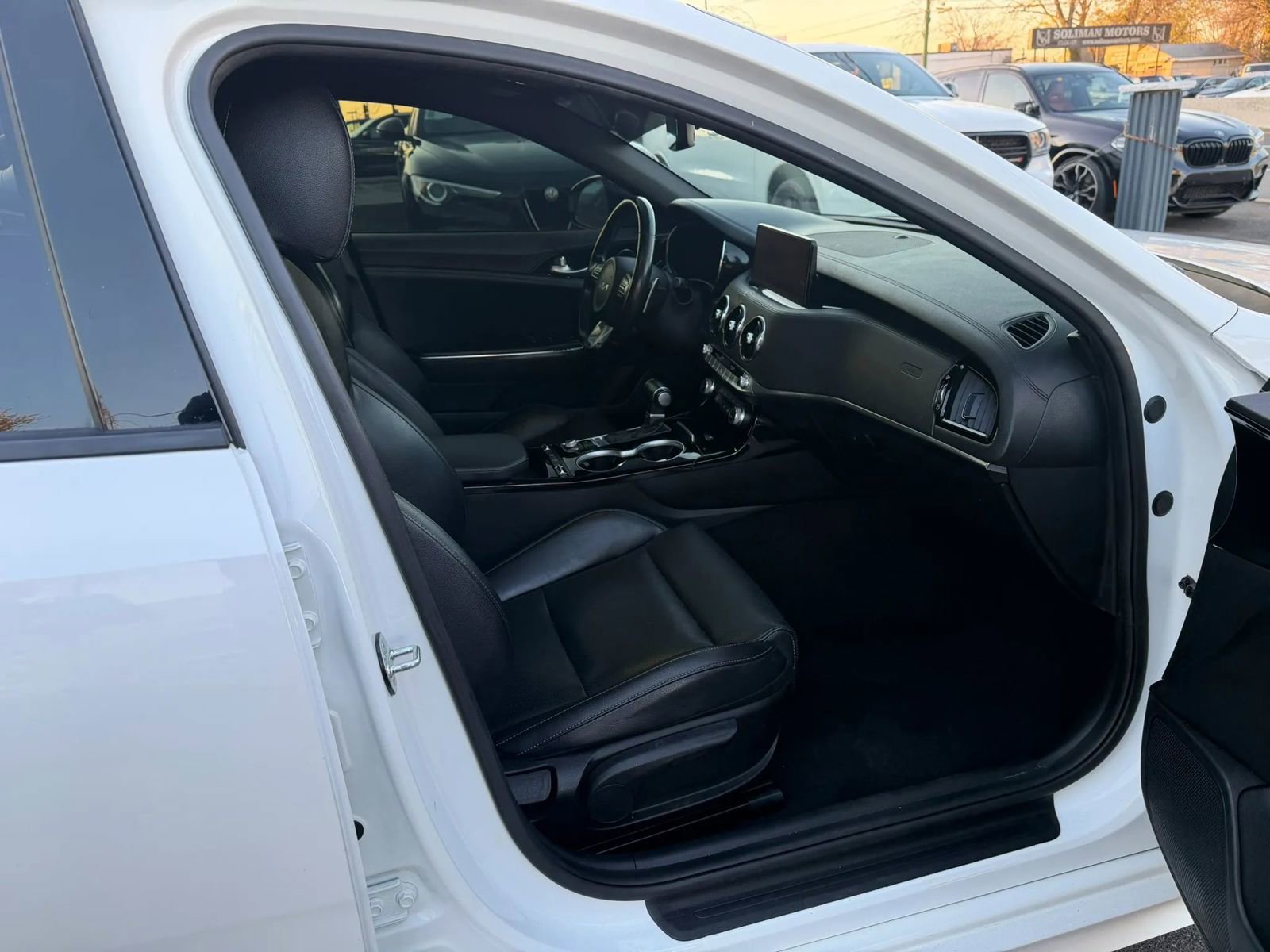 Used 2022 Kia Stinger GT-Line RWD image 25