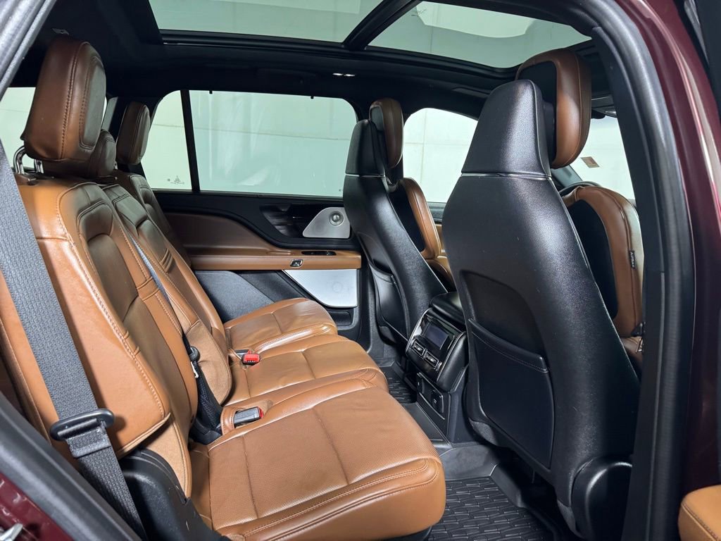 Used 2023 Lincoln Aviator Grand Touring w/ Equipment Group 301A image 17