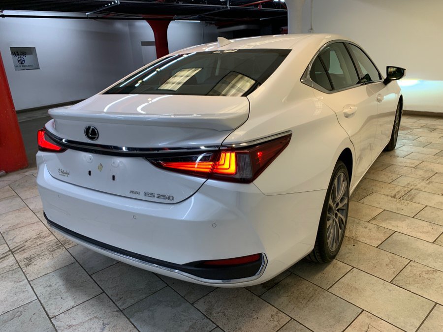 Used 2021 Lexus ES 250 w/ Premium Package AWD/4WD image 7