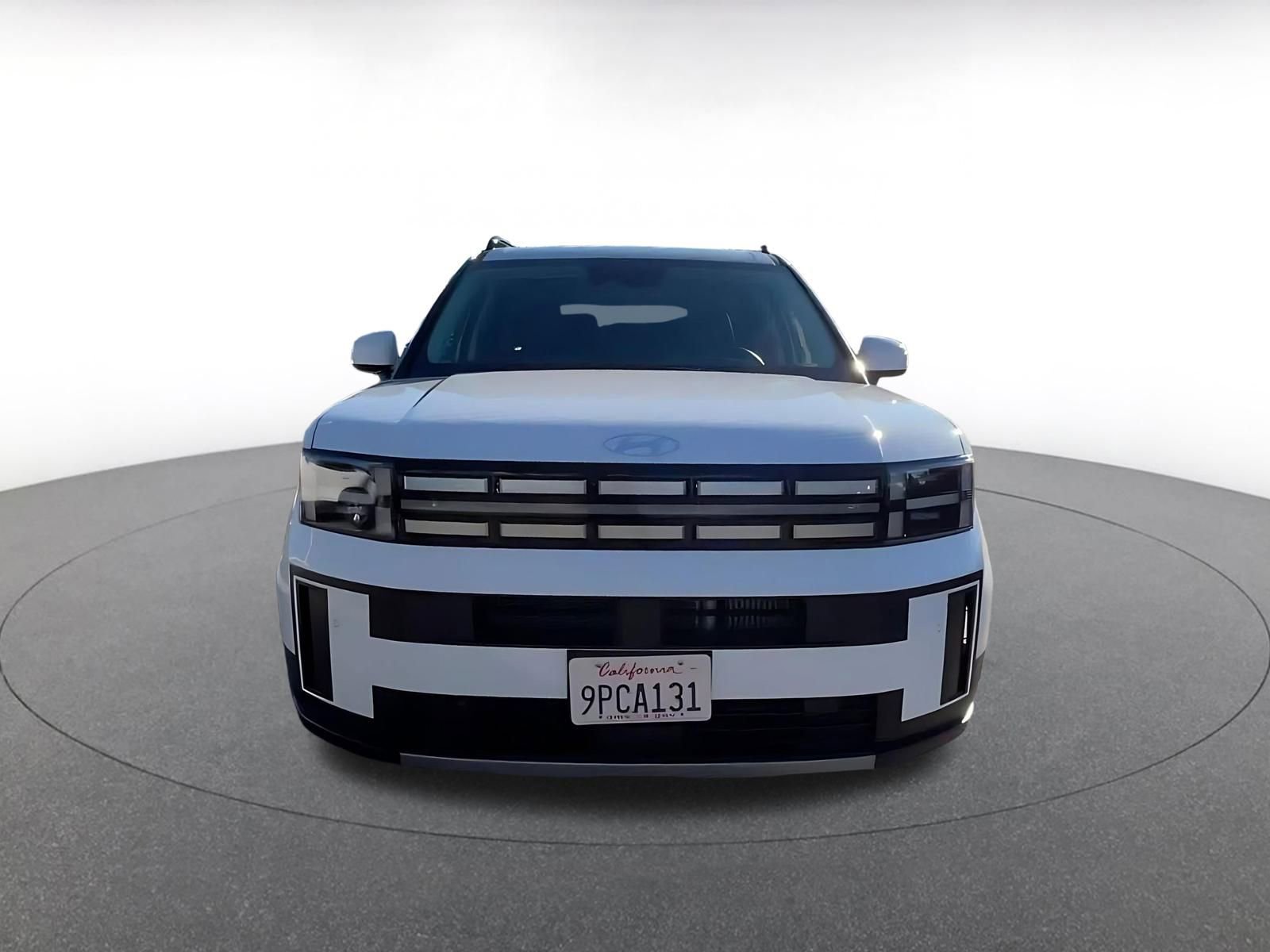 Used 2025 Hyundai Santa Fe SEL image 4