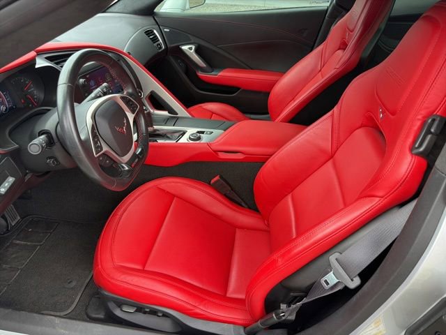 Used 2015 Chevrolet Corvette Z06 w/ 3LZ Preferred Equipment Group RWD image 6