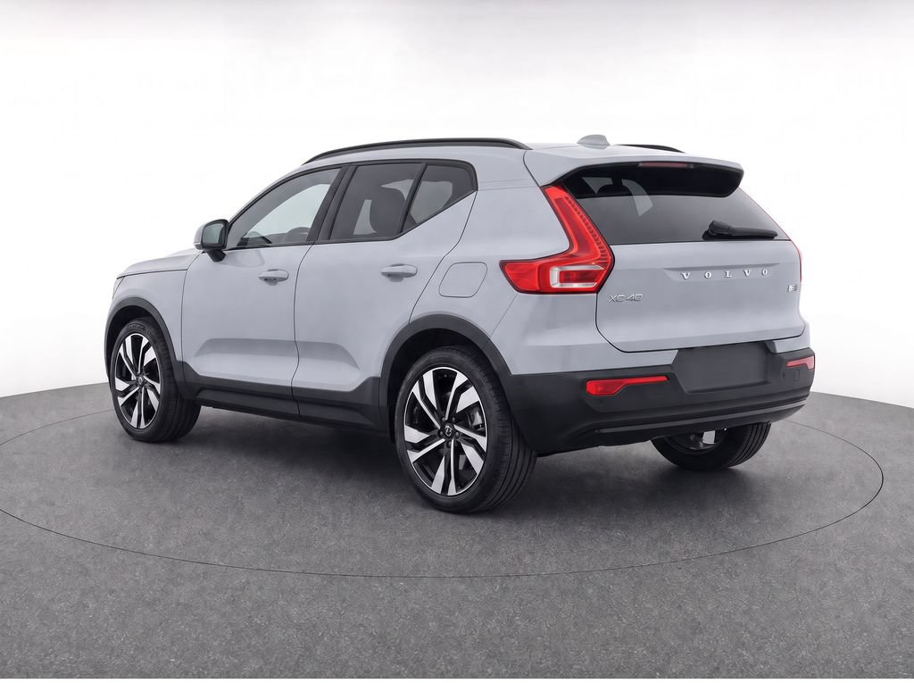 New 2026 Volvo XC40 B5 Ultra w/ Protection Package Premier AWD/4WD image 3