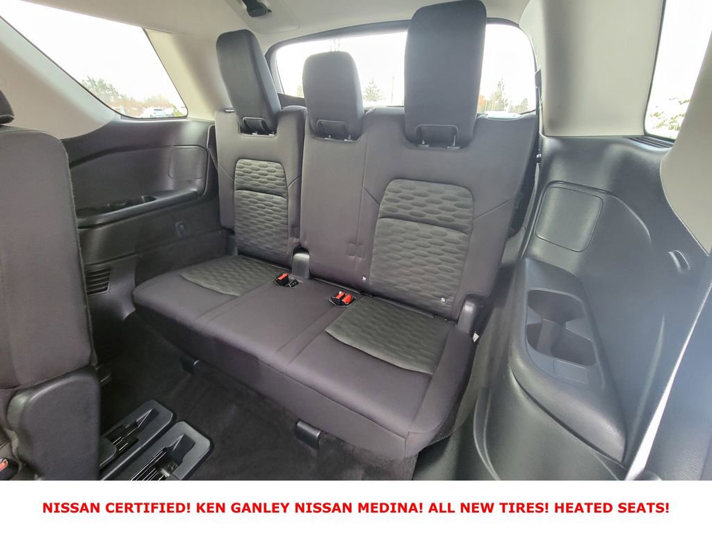 Certified 2025 Nissan Pathfinder SV image 44