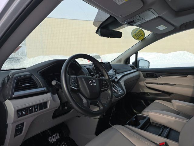 Used 2024 Honda Odyssey EX-L image 11