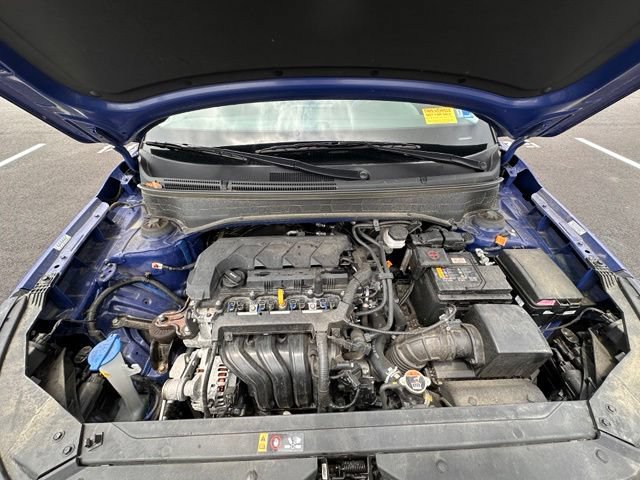 Used 2022 Hyundai Venue Limited w/ Cargo Package FWD image 15