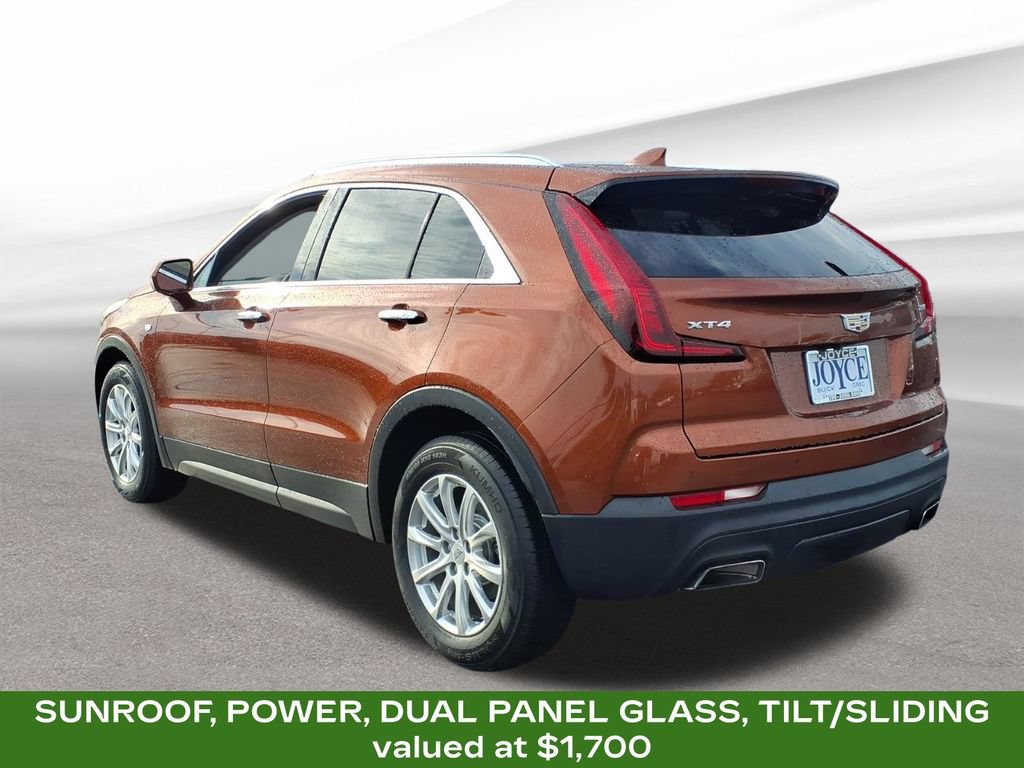 Certified 2019 Cadillac XT4 Luxury w/ Cold Weather Package FWD image 3