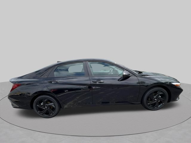 New 2026 Hyundai Elantra SEL Sport FWD image 9