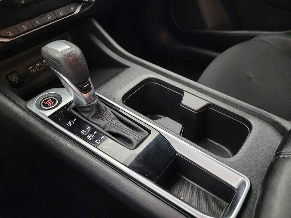 Used 2025 Nissan Sentra SV w/ All-Weather Package FWD image 26