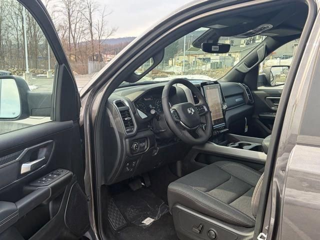 New 2026 RAM 1500 Big Horn AWD/4WD image 13