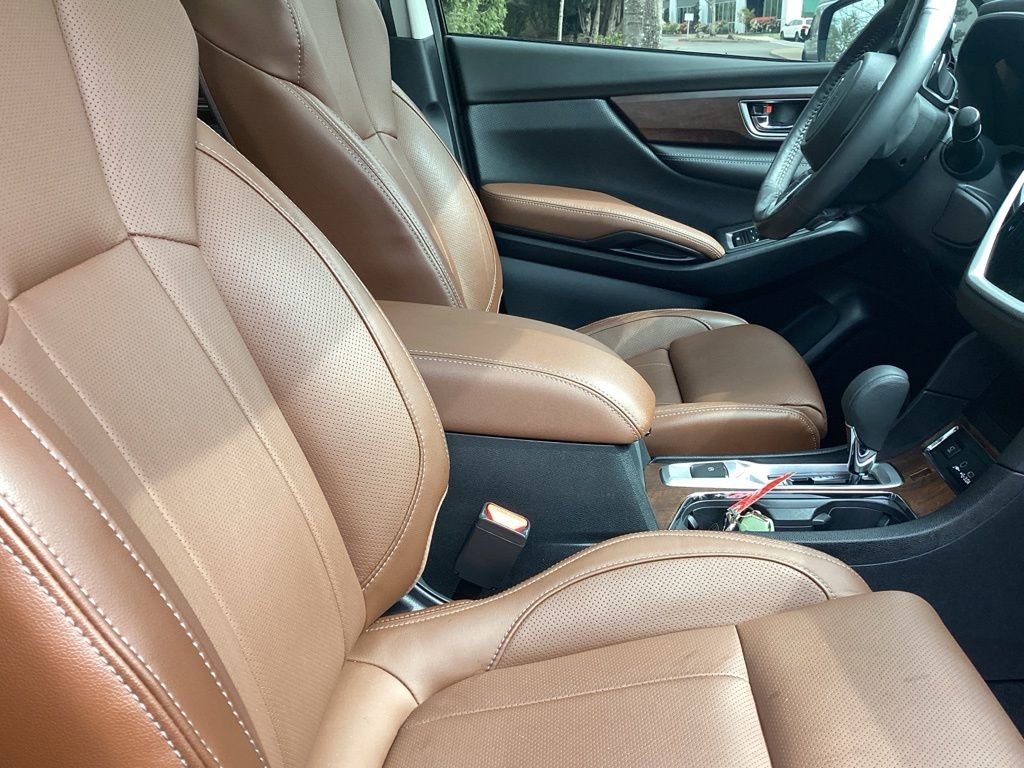 Used 2023 Subaru Ascent Touring image 8