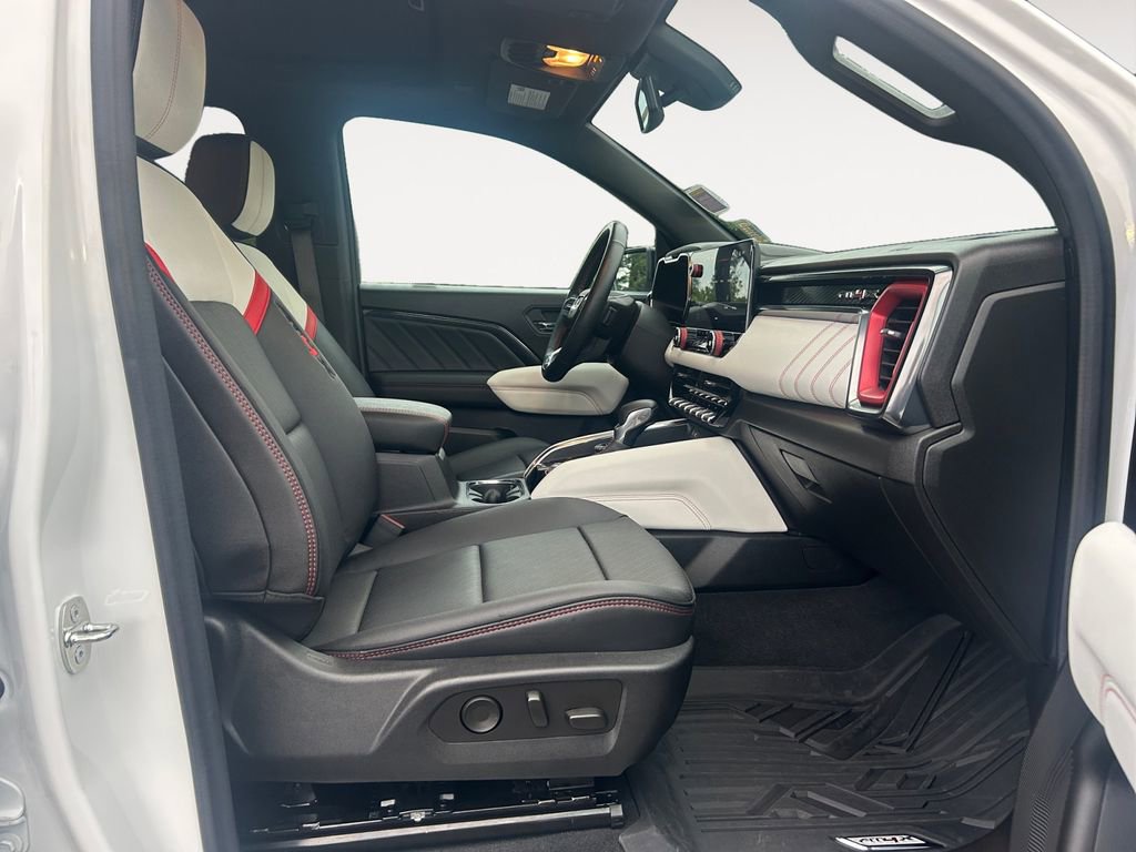 Used 2023 GMC Canyon AT4X w/ Edition 1 image 10