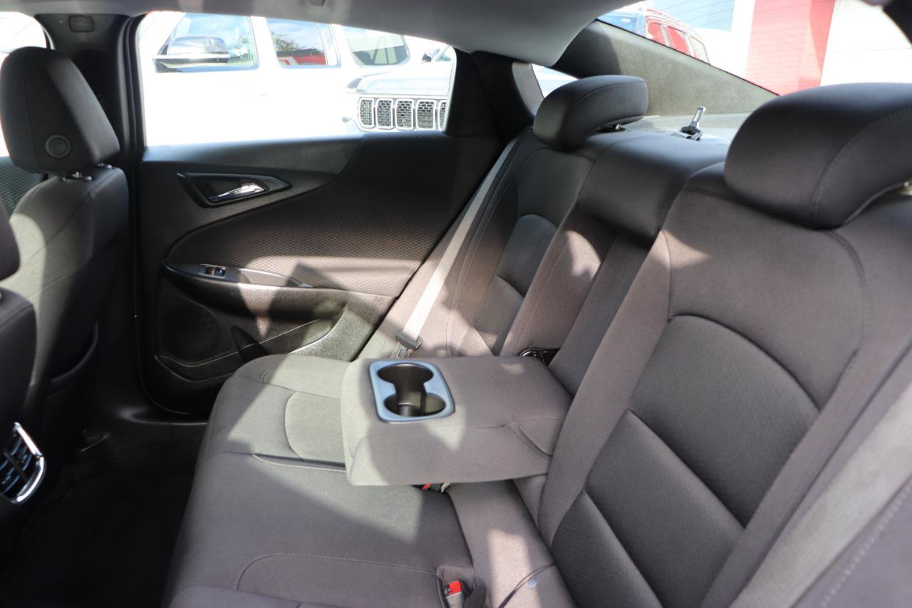 Used 2025 Chevrolet Malibu LT FWD image 22