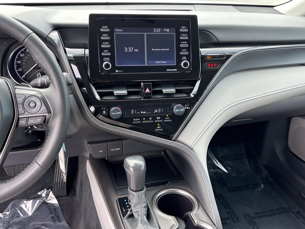 Used 2024 Toyota Camry SE FWD image 20