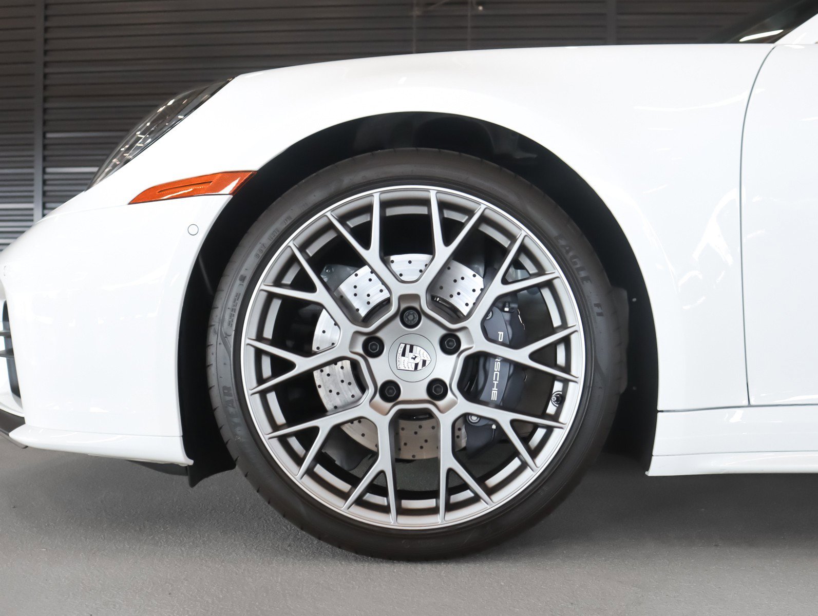 Used 2026 Porsche 911 Carrera RWD image 27