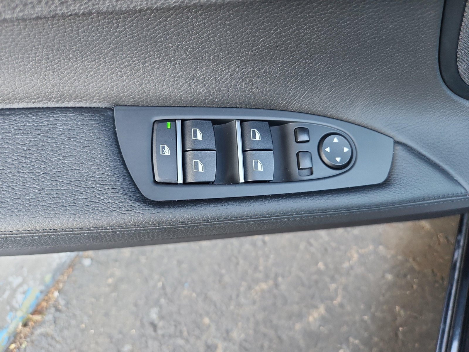 Used 2014 BMW 740Li xDrive AWD/4WD image 13