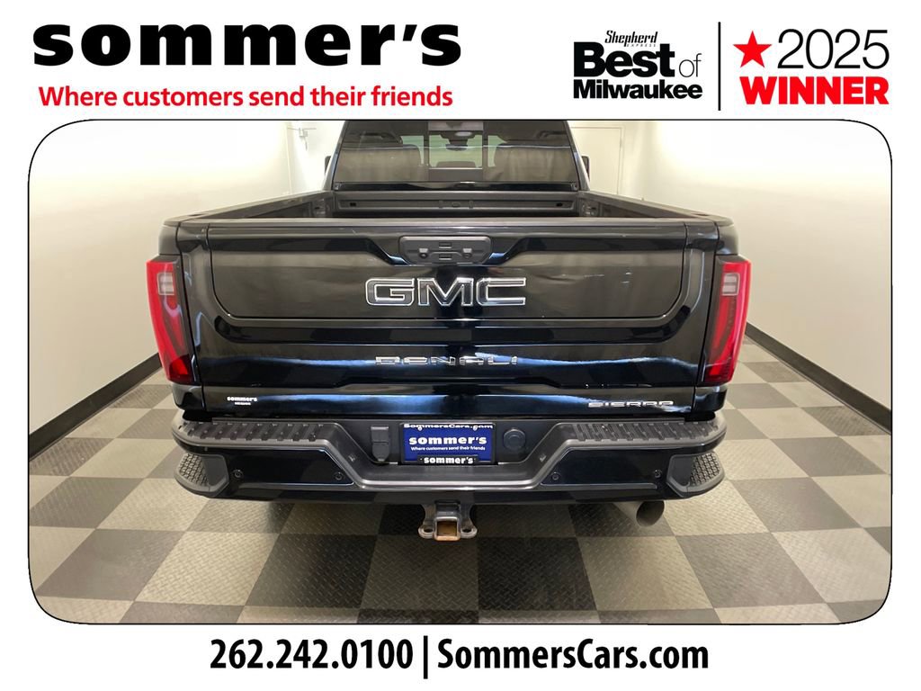 Used 2024 GMC Sierra 2500 Denali Ultimate AWD/4WD image 4