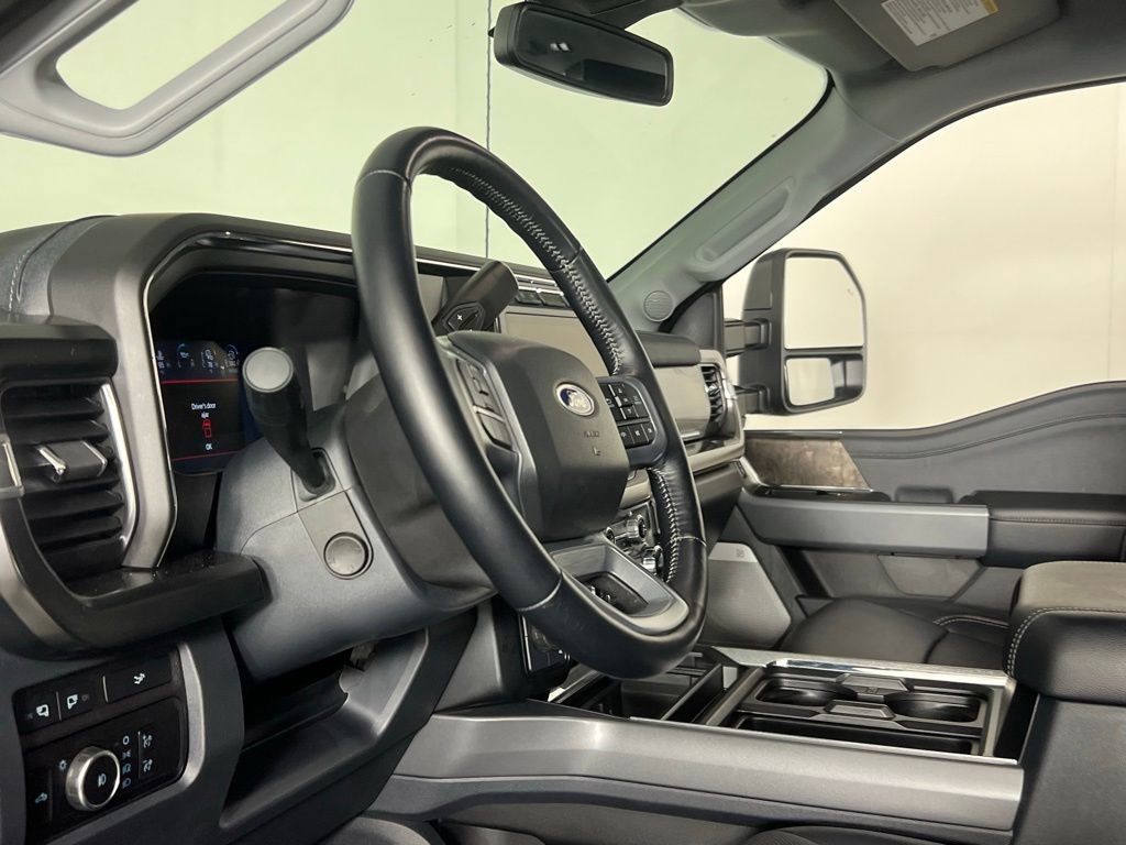 Used 2024 Ford F250 Lariat image 24