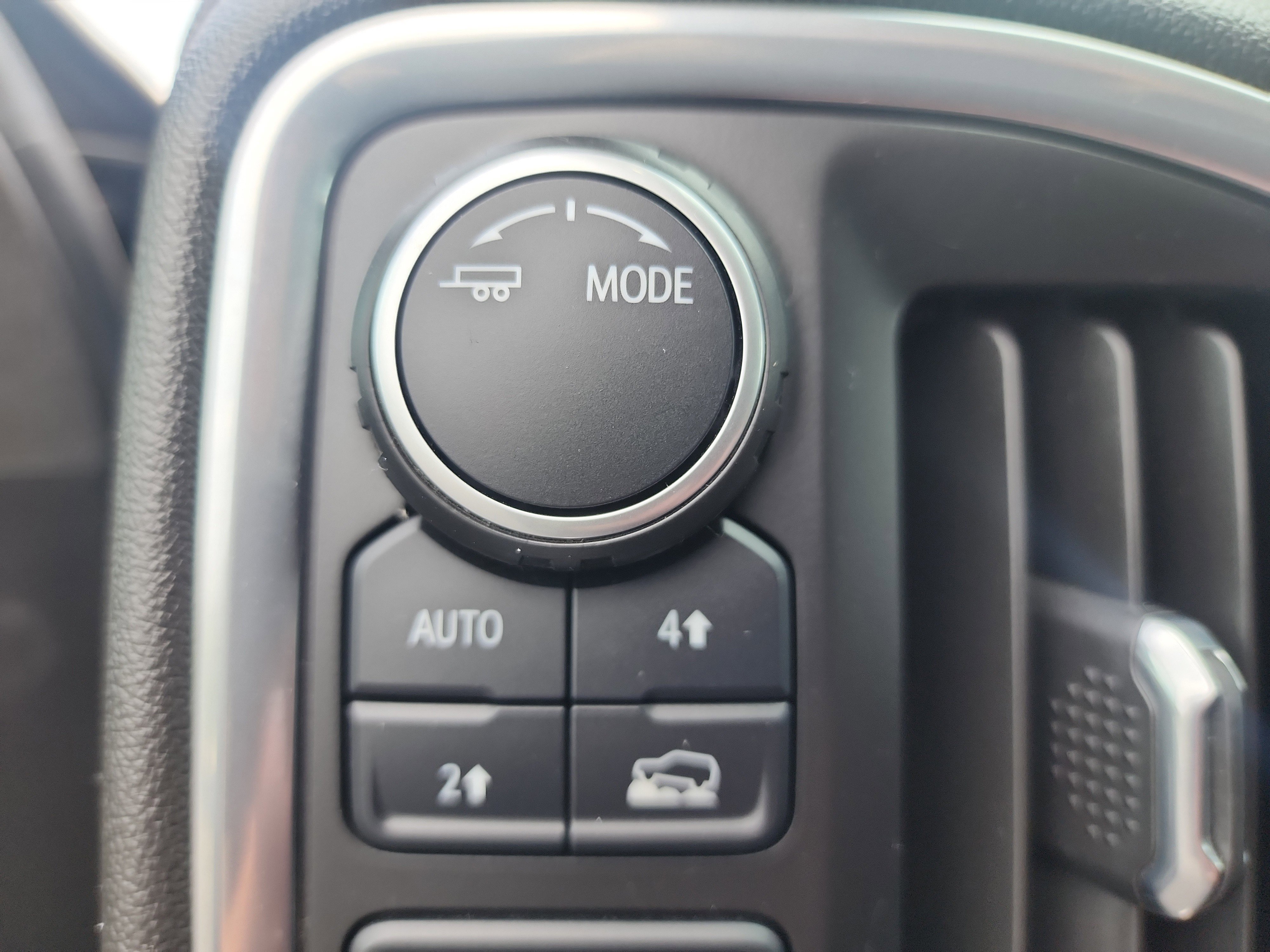 Used 2022 Chevrolet Silverado 1500 LT image 35