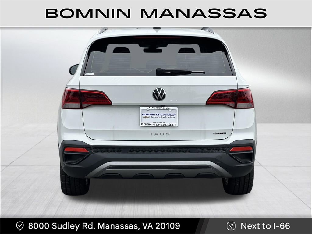 Used 2023 Volkswagen Taos S image 5