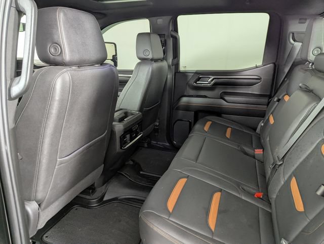 Used 2024 GMC Sierra 1500 AT4 w/ Technology Package AWD/4WD image 17