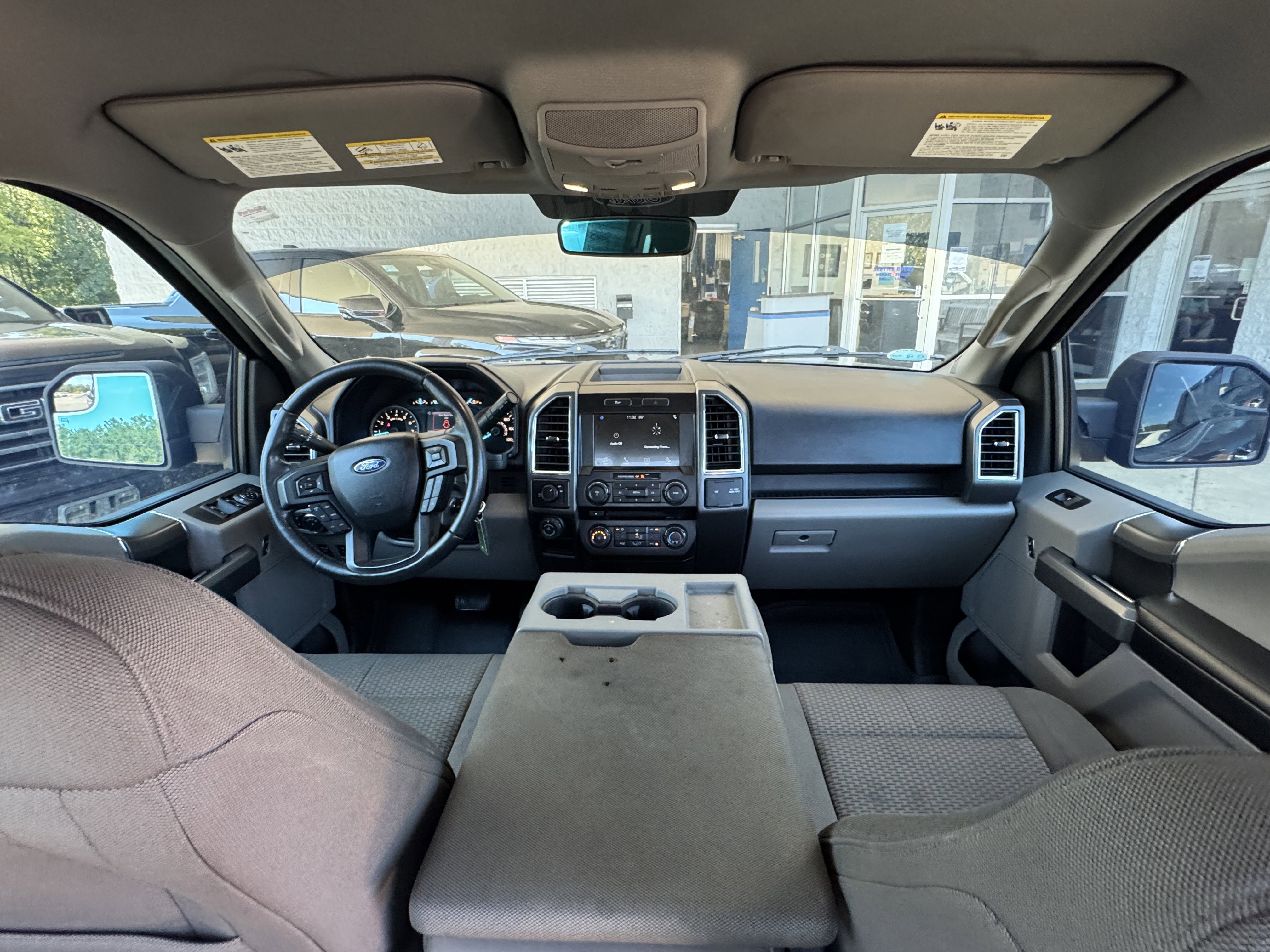 Used 2017 Ford F150 XLT w/ Equipment Group 302A Luxury image 10