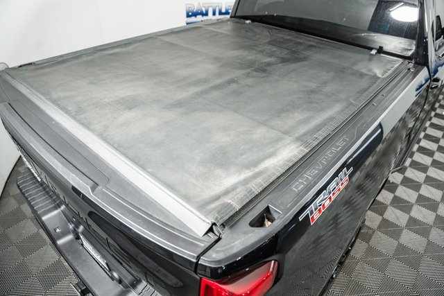 Used 2021 Chevrolet Silverado 1500 LT Trail Boss w/ Bed Protection Package image 8