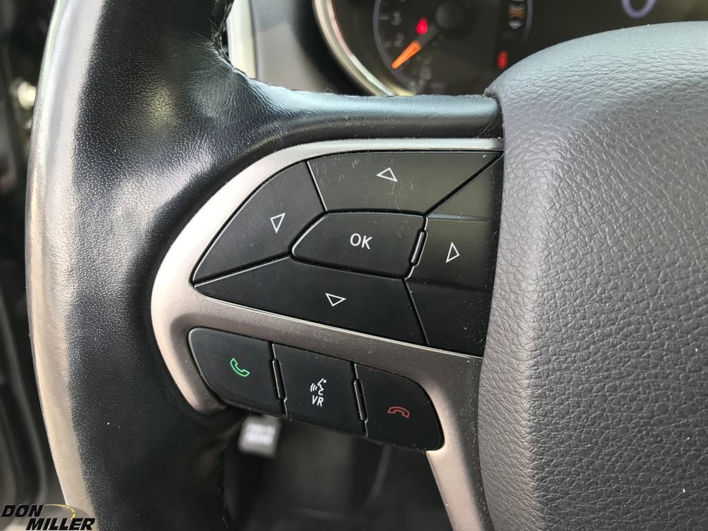 Certified 2021 Jeep Grand Cherokee Laredo X image 16