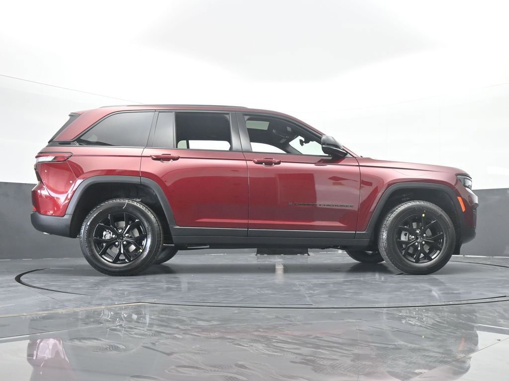 New 2025 Jeep Grand Cherokee Altitude image 55