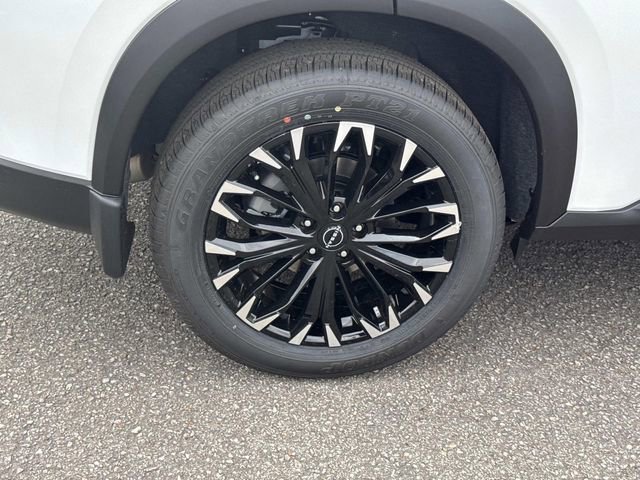 New 2026 Nissan Rogue Dark Armor FWD image 11