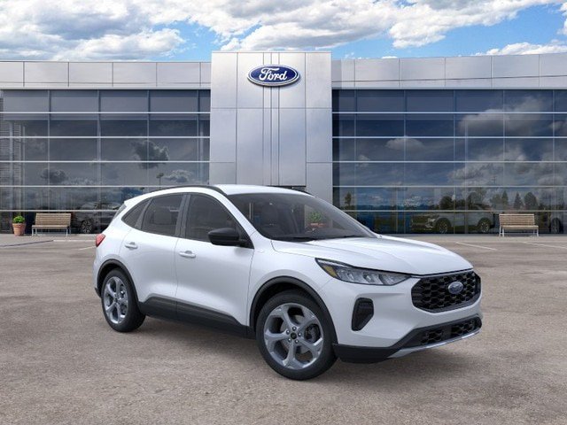 New 2026 Ford Escape ST-Line w/ Cold Weather Package AWD/4WD image 7