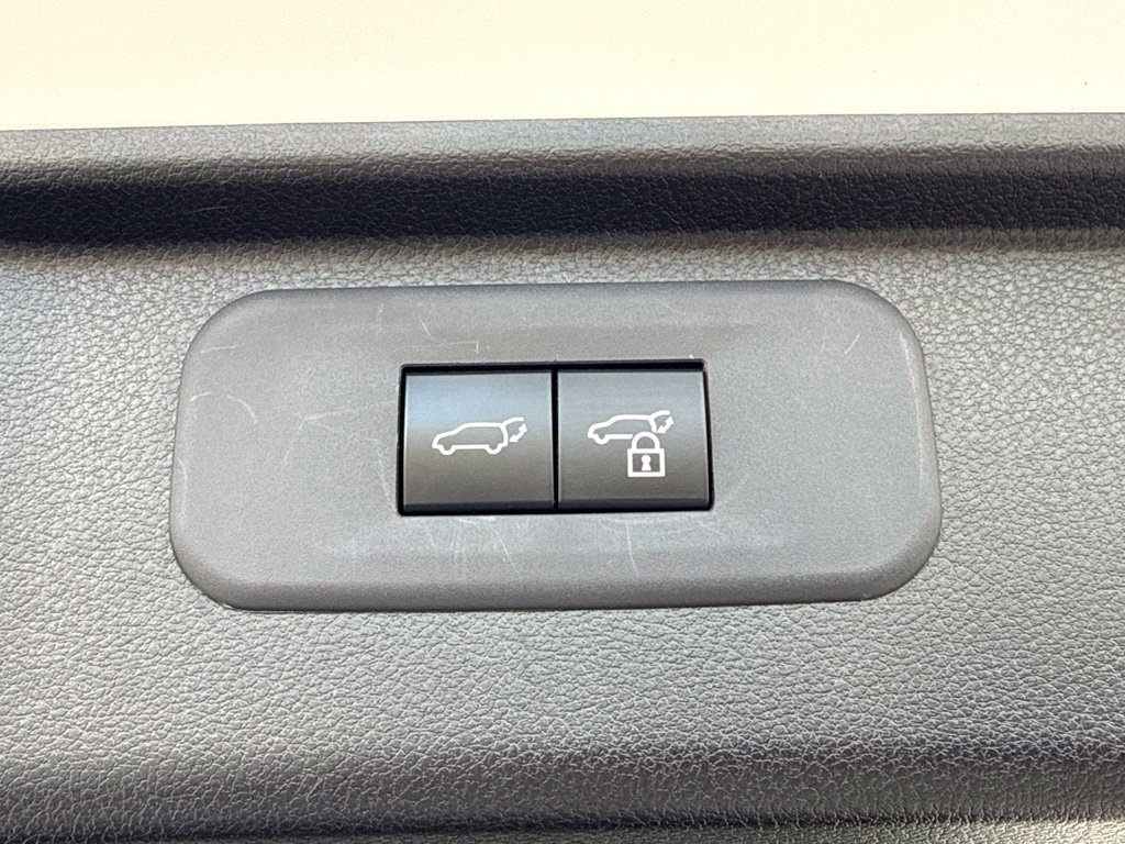 Certified 2025 Toyota Grand Highlander FWD image 17