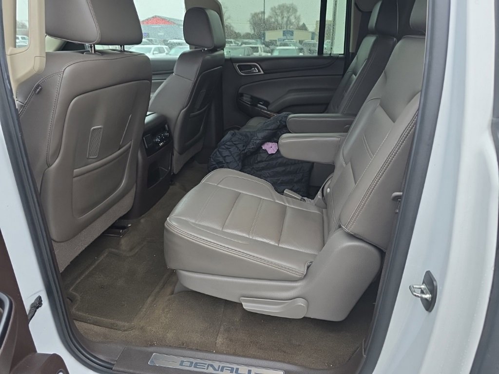 Used 2016 GMC Yukon XL Denali w/ Open Road Package image 13