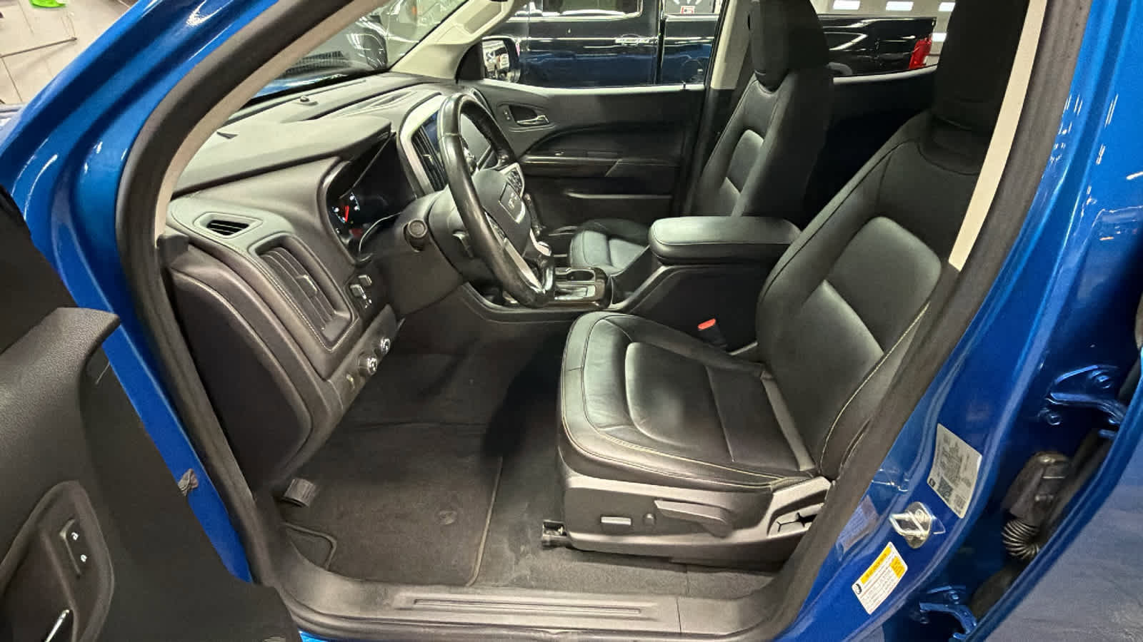 Certified 2022 GMC Canyon Elevation w/ Elevation Premium Package image 6