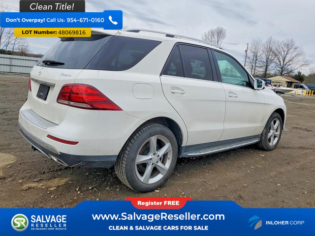 Used 2016 Mercedes-Benz GLE 350 4MATIC w/ Premium Package image 4