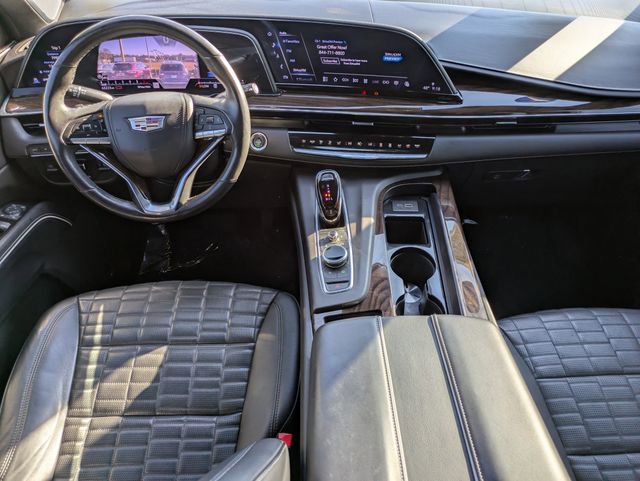 Used 2023 Cadillac Escalade Sport Platinum w/ LPO, ONYX Package image 15