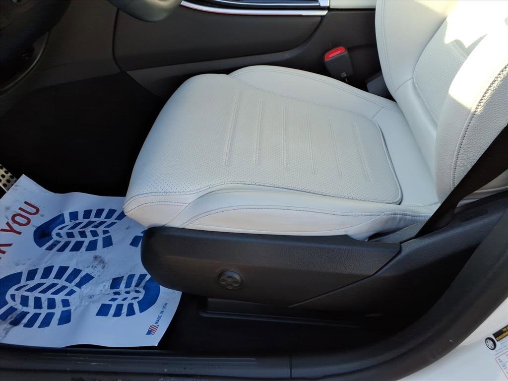 Certified 2023 Mercedes-Benz GLC 300 4MATIC image 15