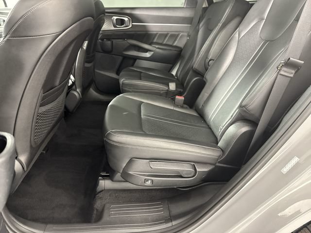 Used 2023 Kia Sorento SX FWD image 22
